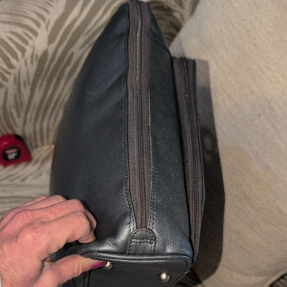 Vintage Wilson's Gray Leather Briefcase